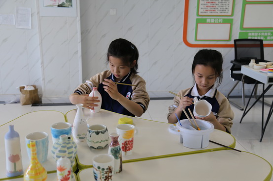 陶艺.jpg 陶艺.jpg