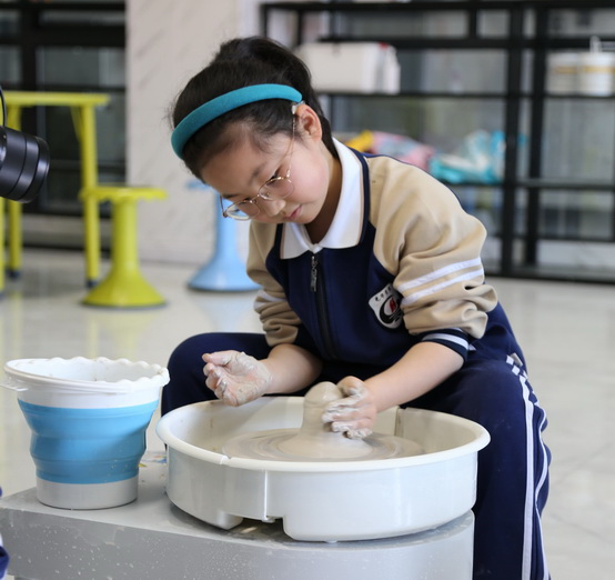 陶艺1.jpg 陶艺1.jpg